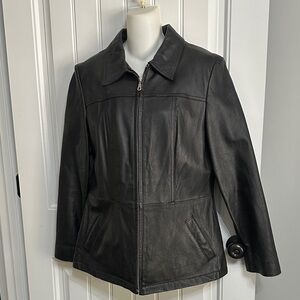 Wilson’s Leather Zippered Jacket size Large
